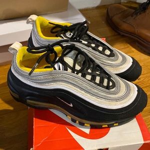 Nike- Airmax Plus. Grey(silver)  black and yellow.